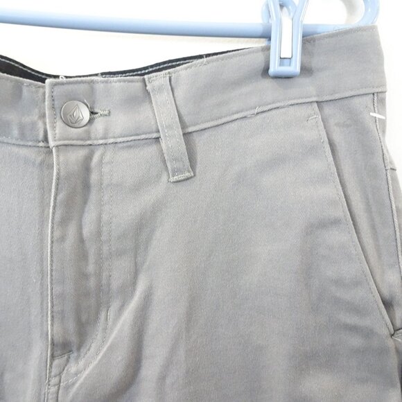 VOLCOM VMONTY SHORTS Size 30 Gray Chino Modern Stretch Fit NEW Flat Front - Picture 3 of 9